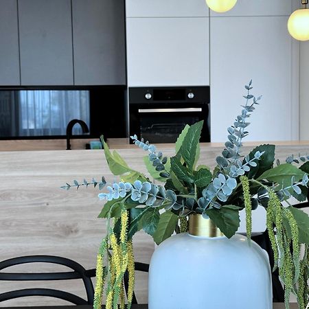 Amuse Me Lejlighedshotel Kielce Eksteriør billede