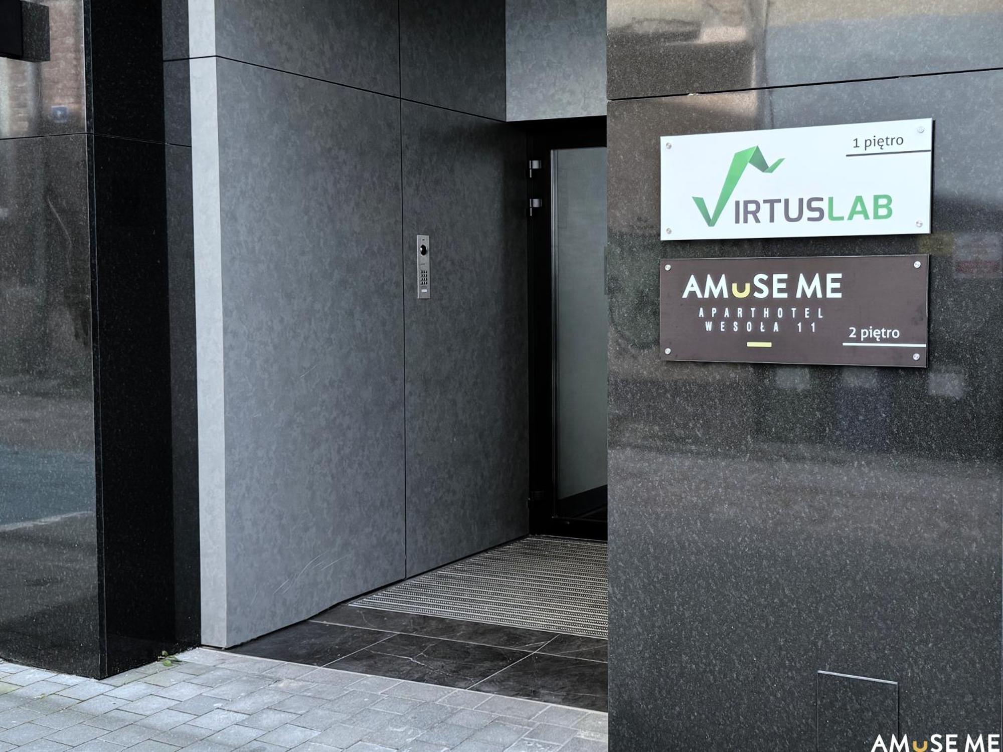 Amuse Me Lejlighedshotel Kielce Eksteriør billede